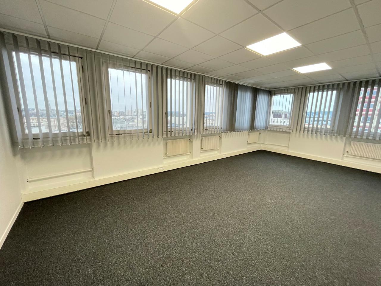 Bureau Rouen 744m² Location bureau Rouen Seine-Maritime OLBUR2112549 1